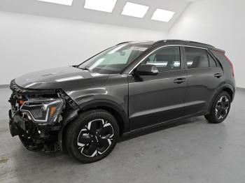  Salvage Kia Niro