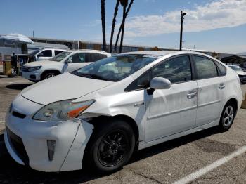  Salvage Toyota Prius
