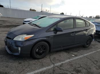  Salvage Toyota Prius