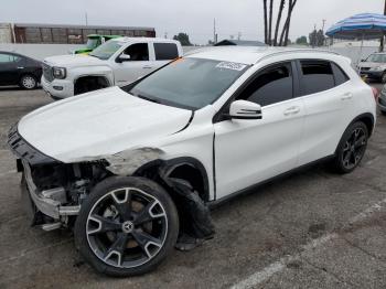  Salvage Mercedes-Benz GLA