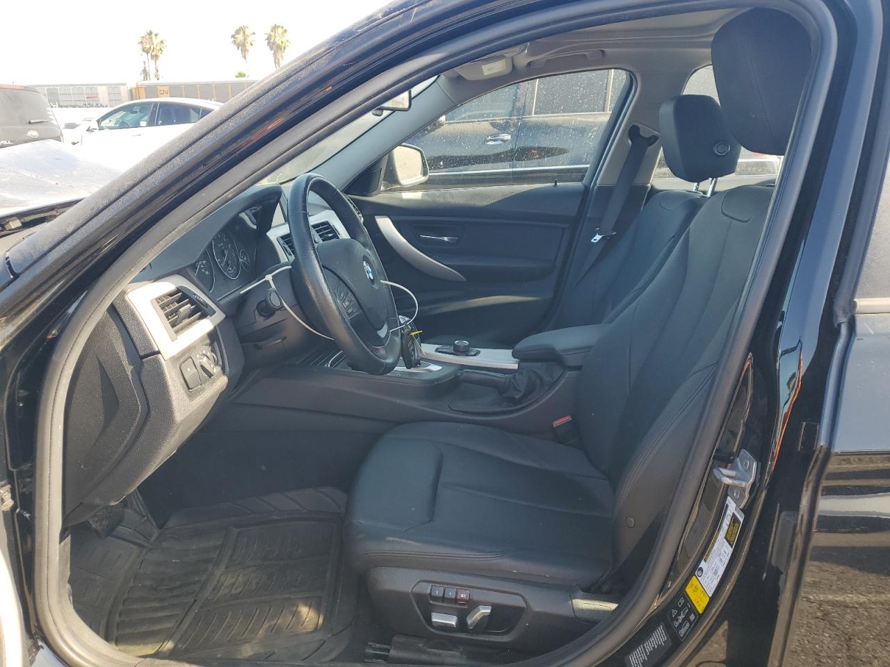 BMW 3 Series Xi Image 9