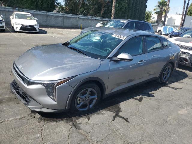  Salvage Kia K4 Lx