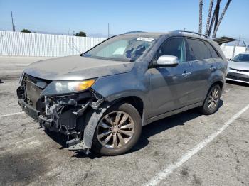  Salvage Kia Sorento