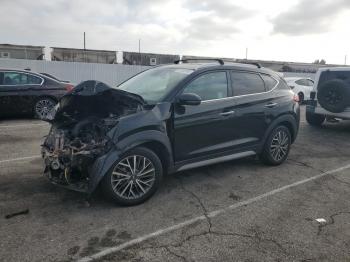  Salvage Hyundai TUCSON