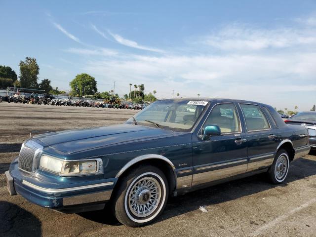  Salvage Lincoln Towncar