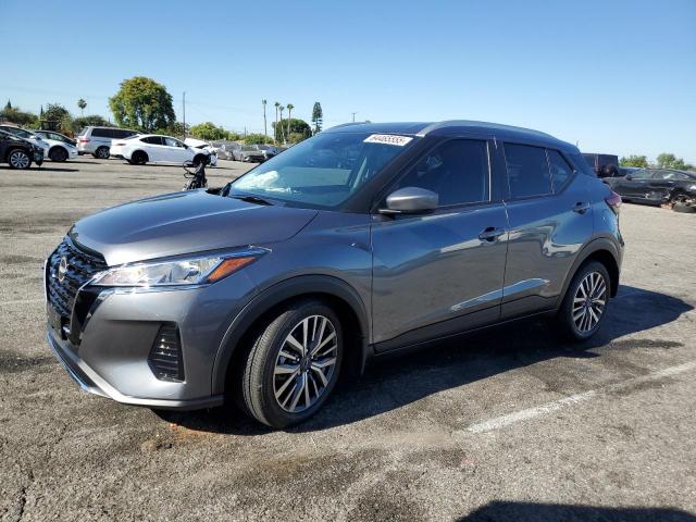  Salvage Nissan Kicks