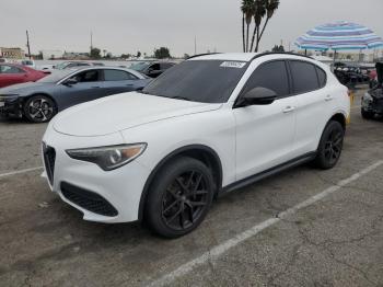  Salvage Alfa Romeo Stelvio