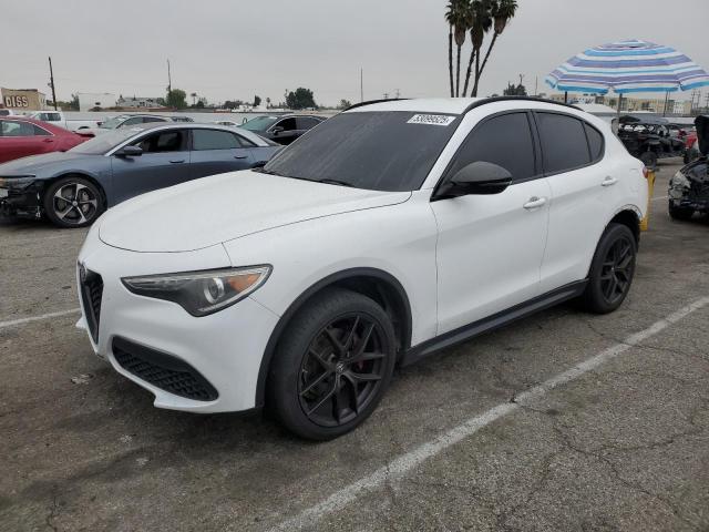  Salvage Alfa Romeo Stelvio