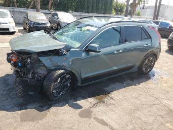  Salvage Kia Niro