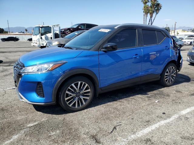  Salvage Nissan Kicks