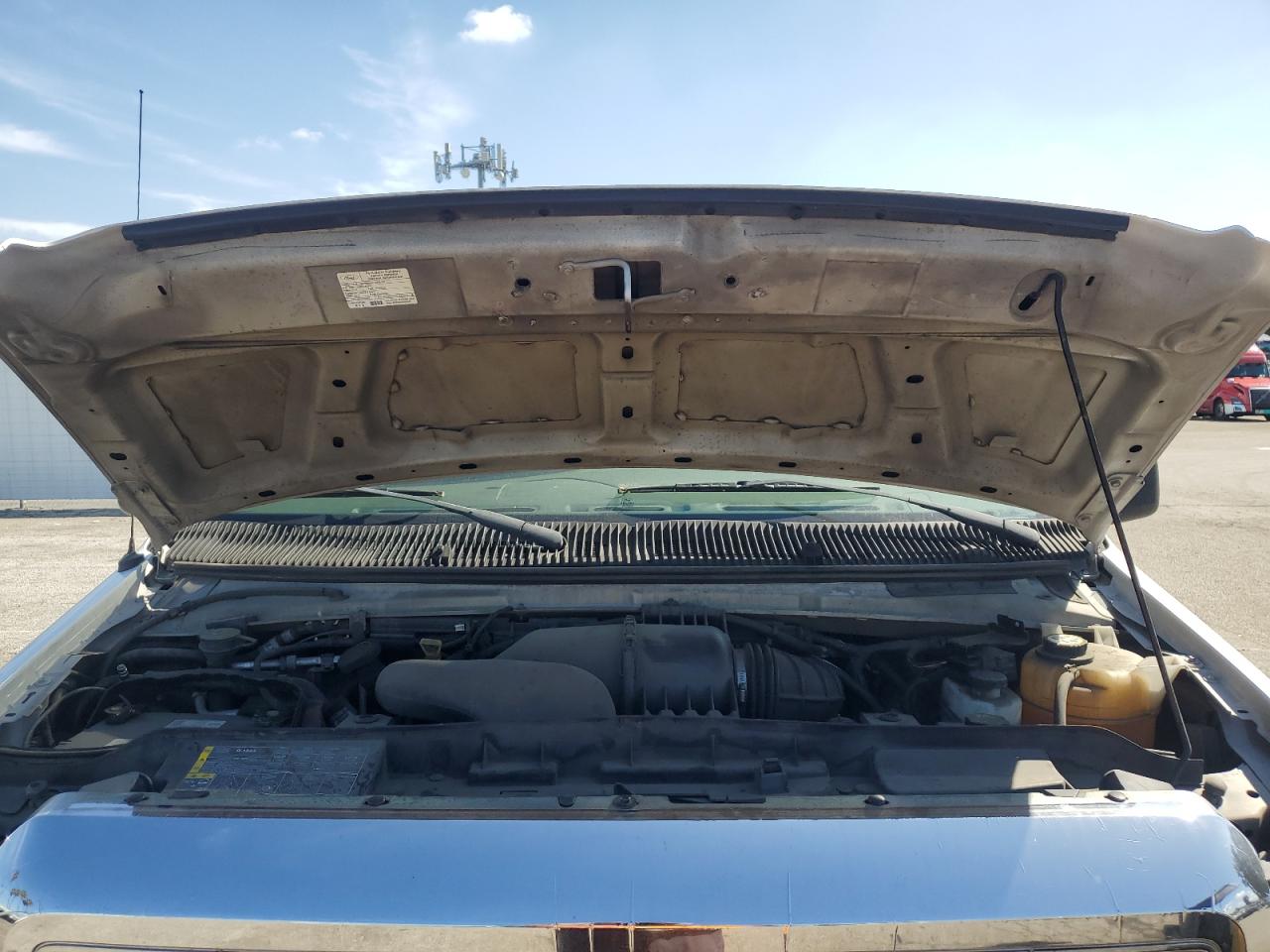 Ford Econoline E350 Super Duty Van Image 9