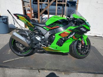  Salvage Kawasaki Zx1002 M