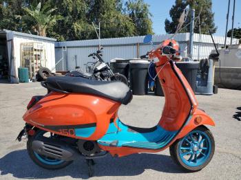  Salvage Vespa Primavera 