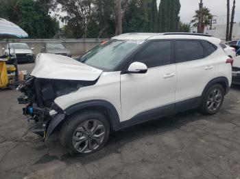  Salvage Kia Seltos