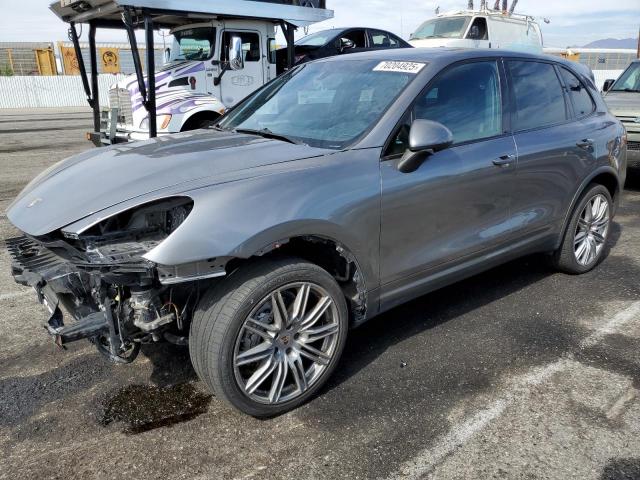  Salvage Porsche Cayenne