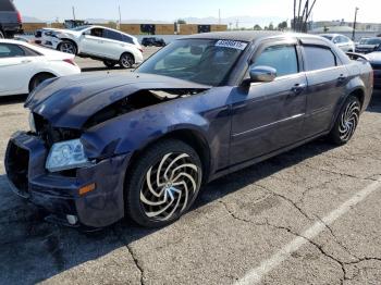  Salvage Chrysler 300