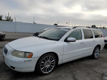  Salvage Volvo V70