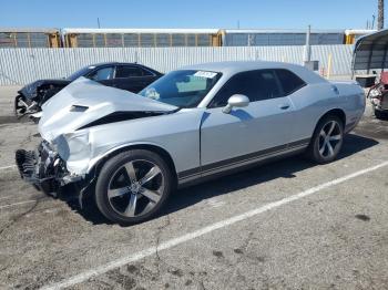  Salvage Dodge Challenger