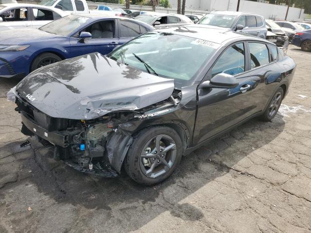  Salvage Kia K4 Lx