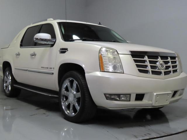  Salvage Cadillac Escalade