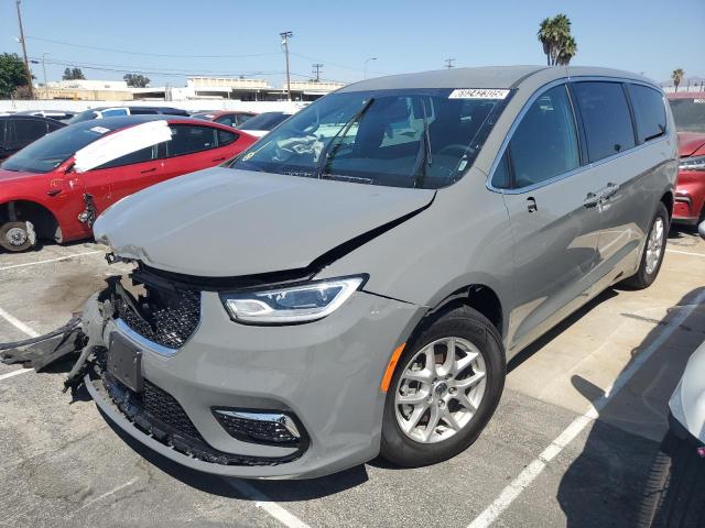  Salvage Chrysler Pacifica