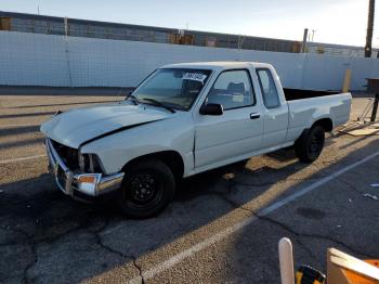  Salvage Toyota Pickup