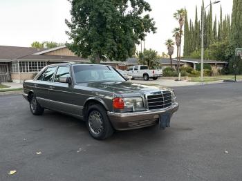  Salvage Mercedes-Benz 300-Class