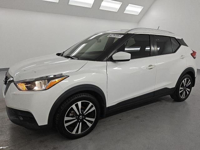  Salvage Nissan Kicks