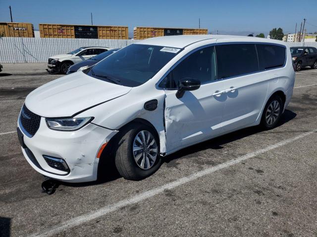  Salvage Chrysler Pacifica