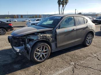  Salvage Alfa Romeo Stelvio