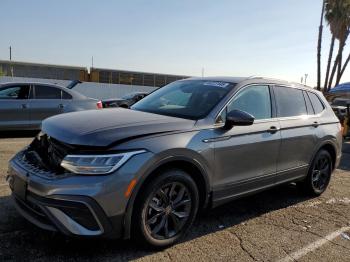  Salvage Volkswagen Tiguan
