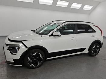  Salvage Kia Niro