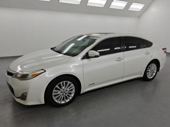  Salvage Toyota Avalon