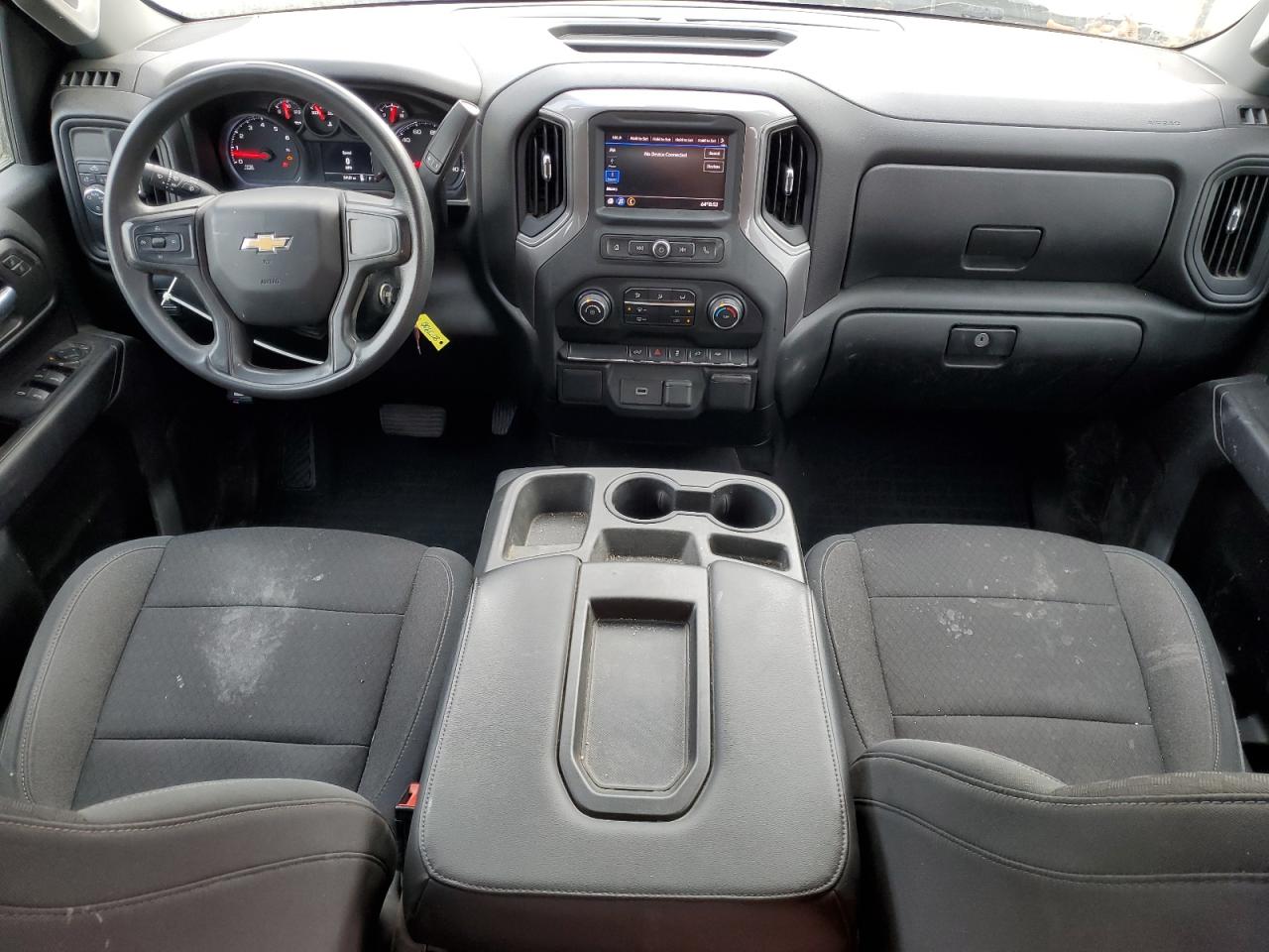 Chevrolet Silverado C2500 Heavy Duty Image 6