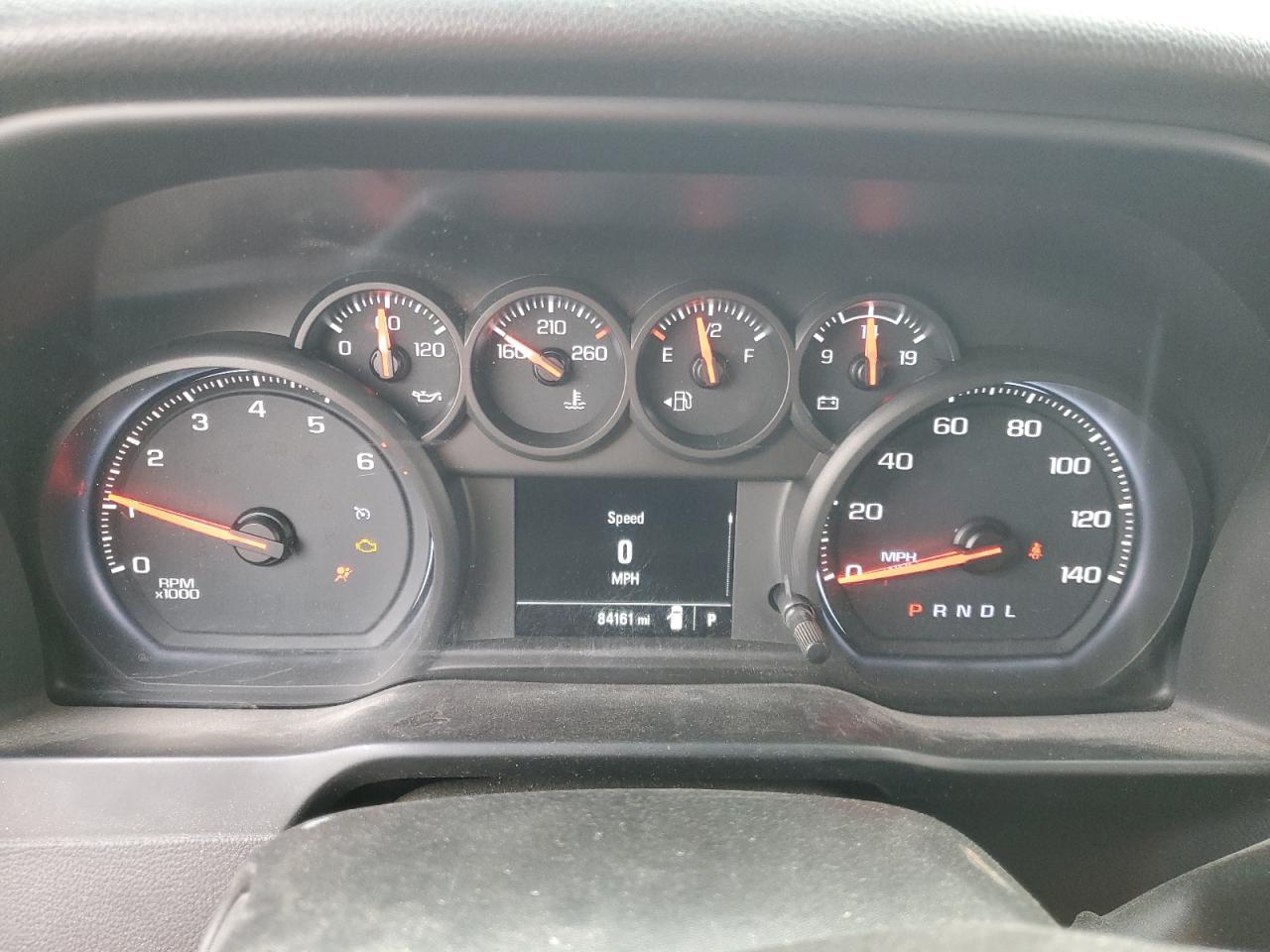 Chevrolet Silverado C2500 Heavy Duty Image 11