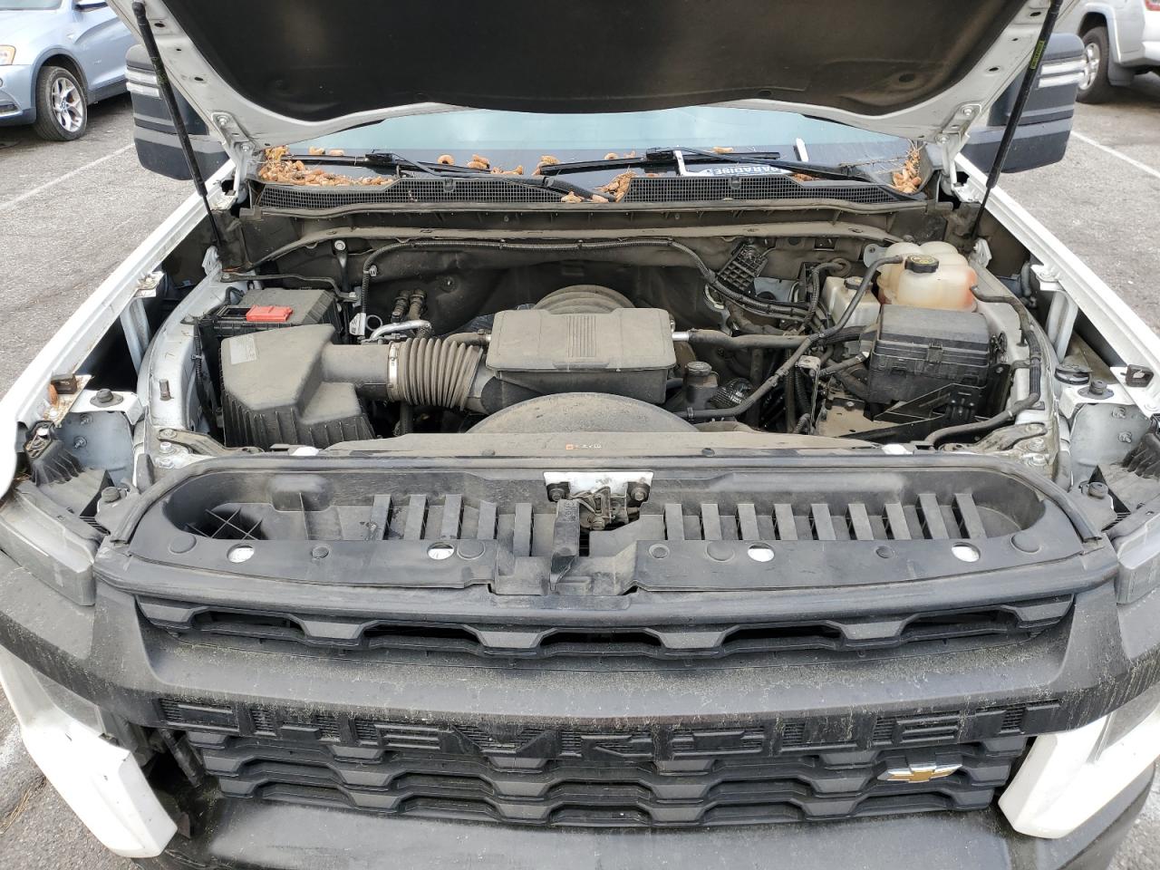 Chevrolet Silverado C2500 Heavy Duty Image 12