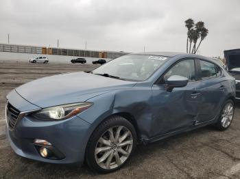  Salvage Mazda 3