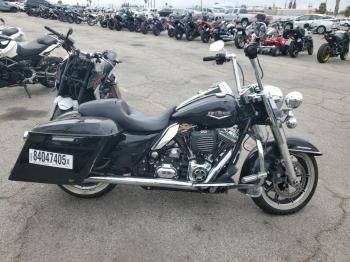  Salvage Harley-Davidson Fl