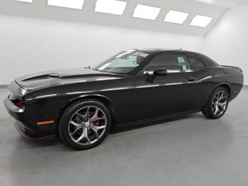  Salvage Dodge Challenger