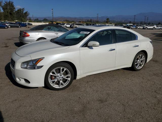  Salvage Nissan Maxima