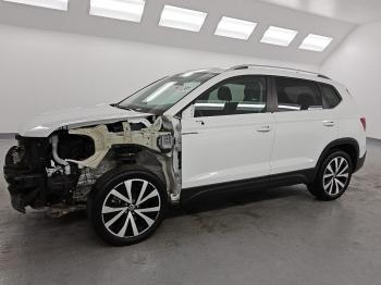  Salvage Volkswagen Taos