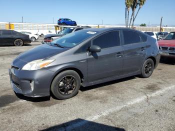  Salvage Toyota Prius