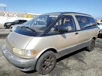  Salvage Toyota Previa