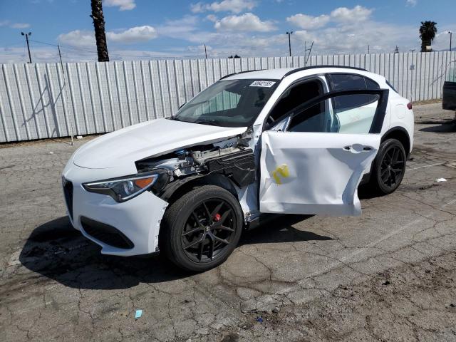  Salvage Alfa Romeo Stelvio