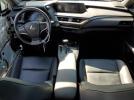 Lexus Ux 200 Image 7