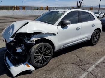 Salvage Porsche Macan Base