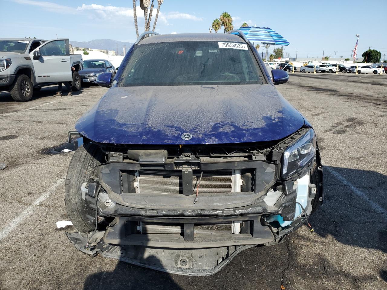 Mercedes-Benz GLB 250 Image 10