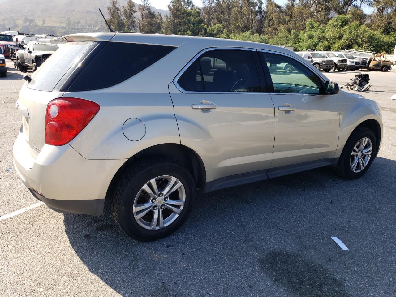 Chevrolet Equinox Ls Image 6