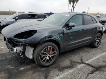  Salvage Porsche Macan