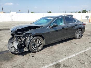  Salvage Lexus Es